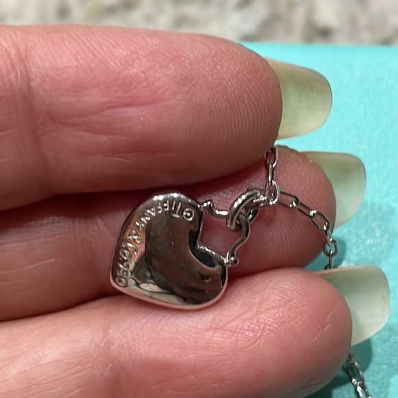 Tiffany & Co. Etoile Diamonds 18k White Gold Heart Pendant & Chain - Picture 15 of 15